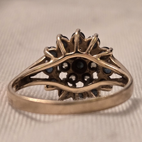 Sapphire and Diamond Ring, 10 karat yellow gold, size 8 - Picture 3 of 5